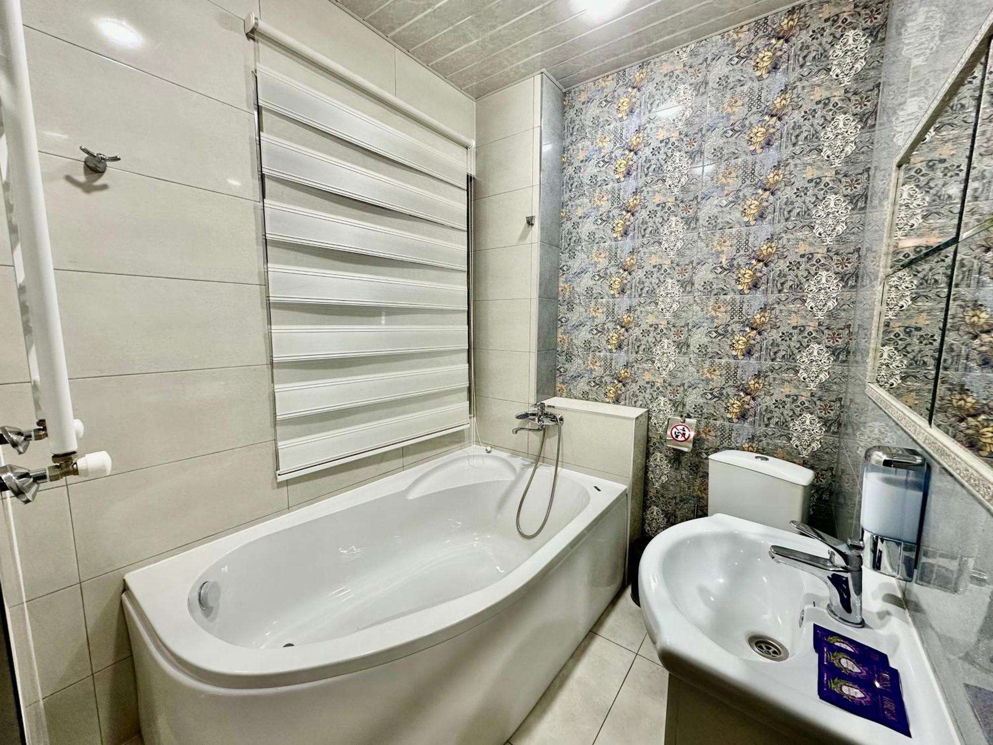 Tadevosyan Guest House Bjni Ngoại thất bức ảnh